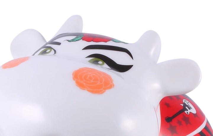 Figurka Amy Winehouse makijaż