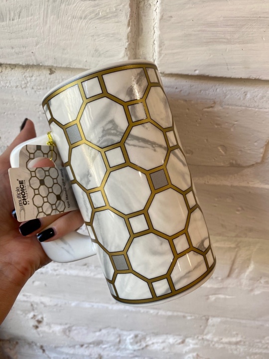 gold mug