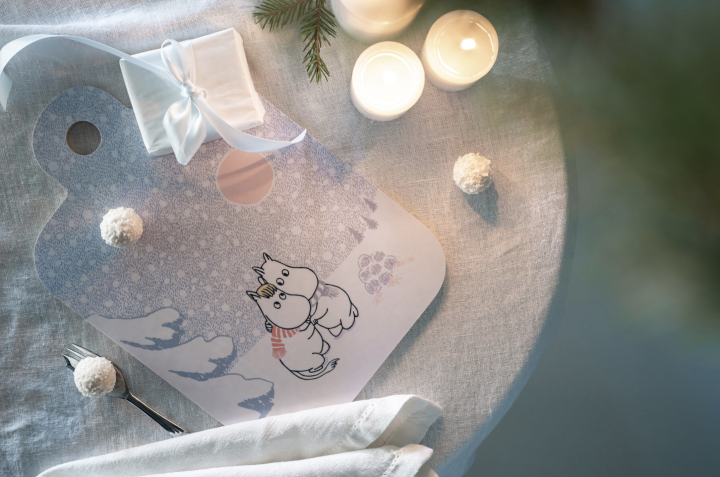 wooden tray moomin snow