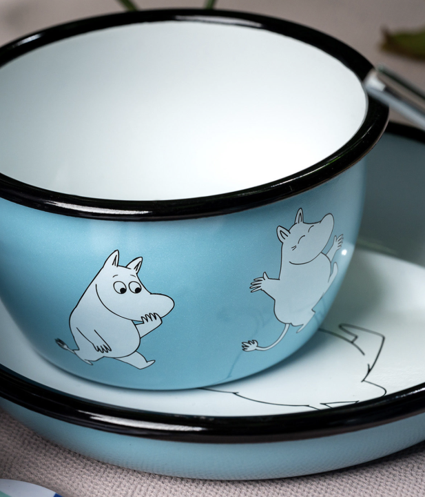 zestaw naczyń niebieskich muminek