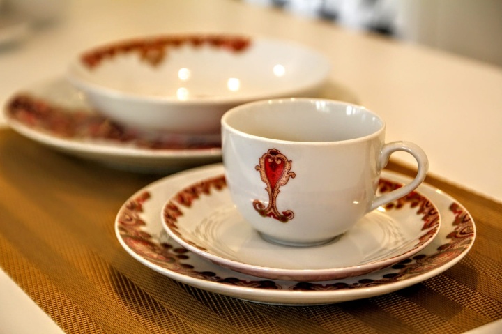 zastawa obiadowa komplet porcelana