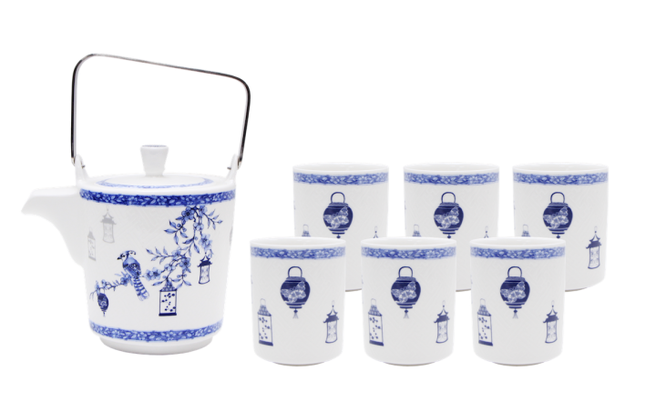 Dzbanek z zaparzaczem i 6 kubków